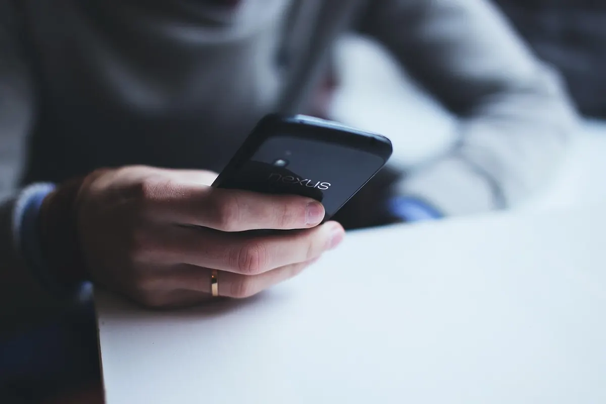 How to Set Up Passkeys on iPhone, Android, and Windows: A Beginner's Guide